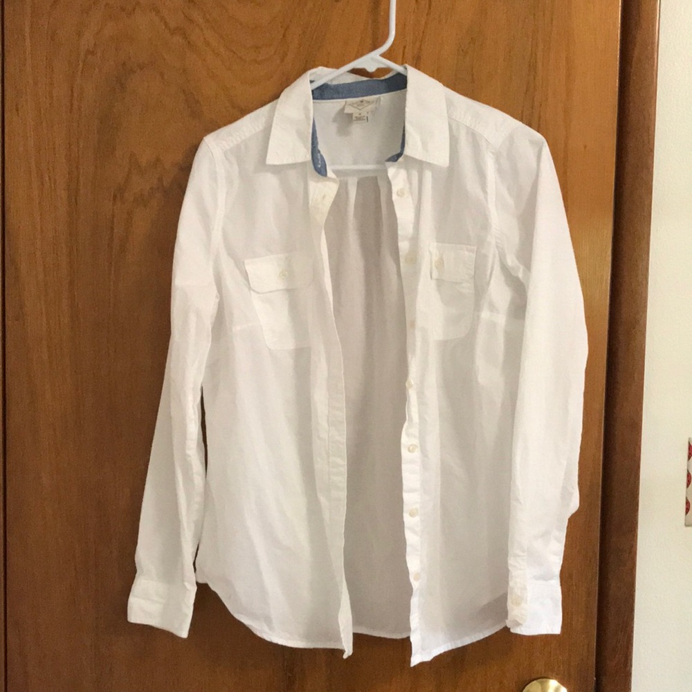 🤍 St Johns Bay White Button Down with front pockets Size M